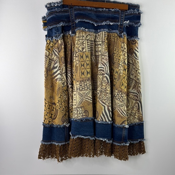 Vintage Simon Chang Whimsical Denim Skirt - Picture 3 of 12